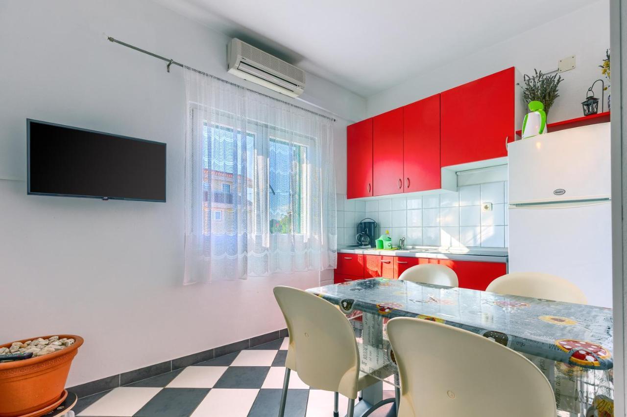 Apartmani Vukicevic Vodice Exterior photo